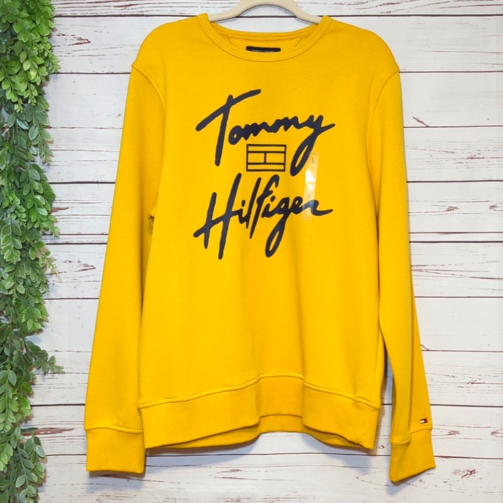 Y2K 90's Tommy Hilfiger Men's Sweatshirt Crewneck Yellow‎ Warm Cozy NWT Unisex